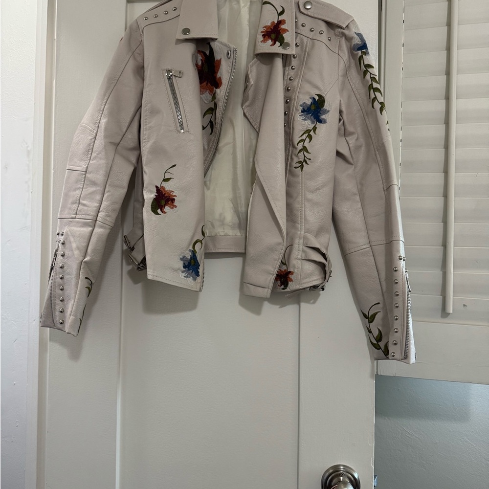 Floral Embroidered Women's Jacket